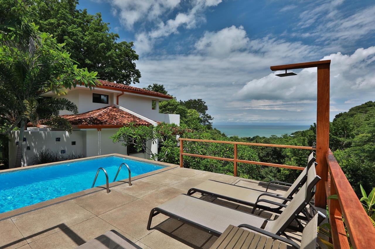 Casa Frangipani Pensión